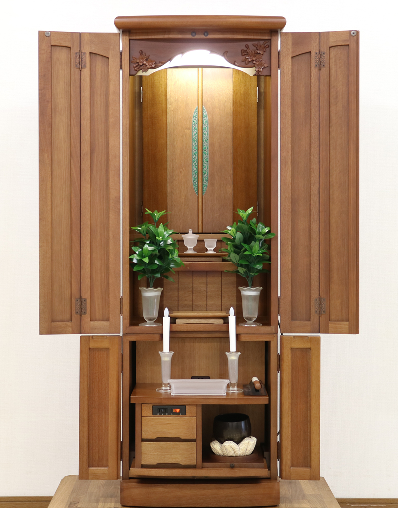 創価学会家具調仏壇 中古仏壇 桜彫 欄間 二段重ね 木の優しい空間 女子部・婦人部に大人気洋室　リビング　一人暮らし　DK　女子部　婦人部　激安　最安値　訳アリ