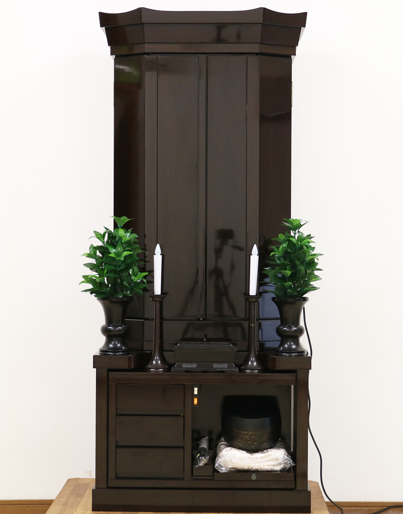 創価学会仏壇専門店桜梅桃李.comより創価学会厨子型中古仏壇B749を発売致します。