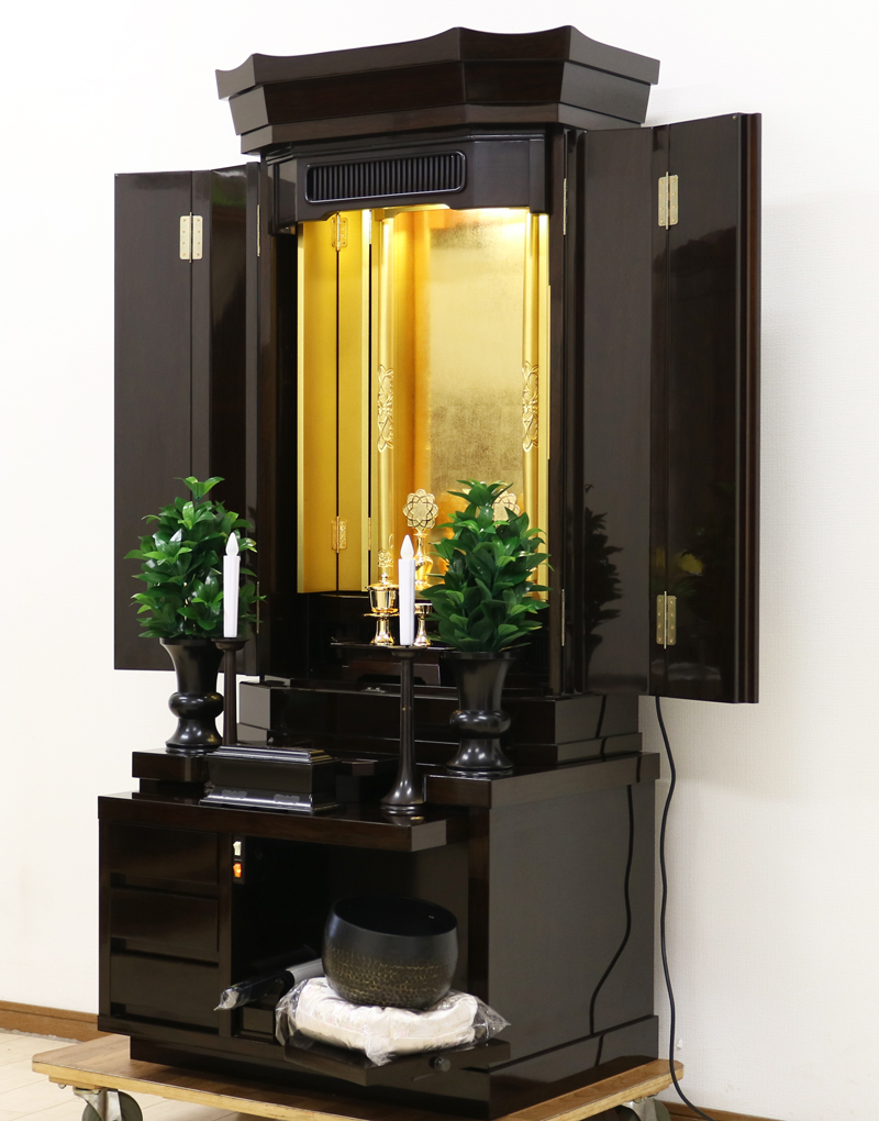 創価学会仏壇専門店桜梅桃李.comより創価学会厨子型中古仏壇B749を発売致します。