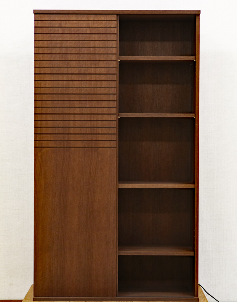 価学会仏壇専門店桜梅桃李.comより創価学会家具調中古仏壇754OKAWA書棚付きウォールナットを発売致します。