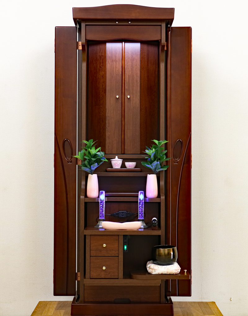 創価学会仏壇専門店桜梅桃李.comより創価学会家具調中古仏壇760ラックスダークピーター特装御本尊様対応を発売致します。