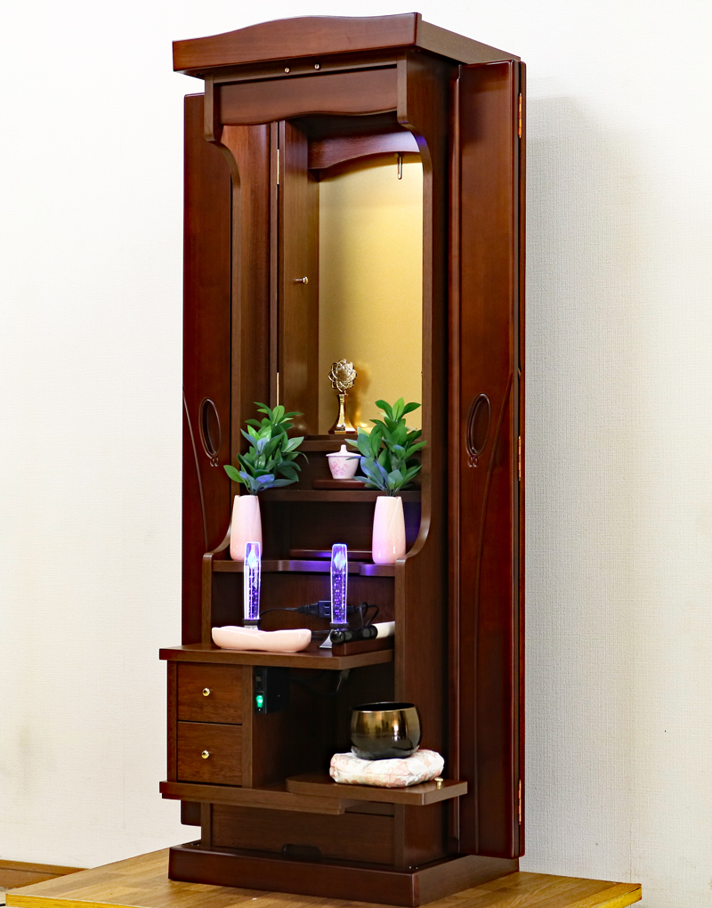 創価学会仏壇専門店桜梅桃李.comより創価学会家具調中古仏壇760ラックスダークピーター特装御本尊様対応を発売致します。