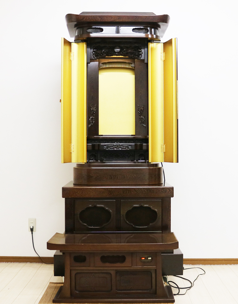 創価学会中古仏壇B591　厨子型仏壇経机付き　和室・洋室・拠点・会場に最適　仏具無し　格安・激安にて最安値にて販売いたします。　創価学会仏壇専門店桜梅桃李.comが販売いたします