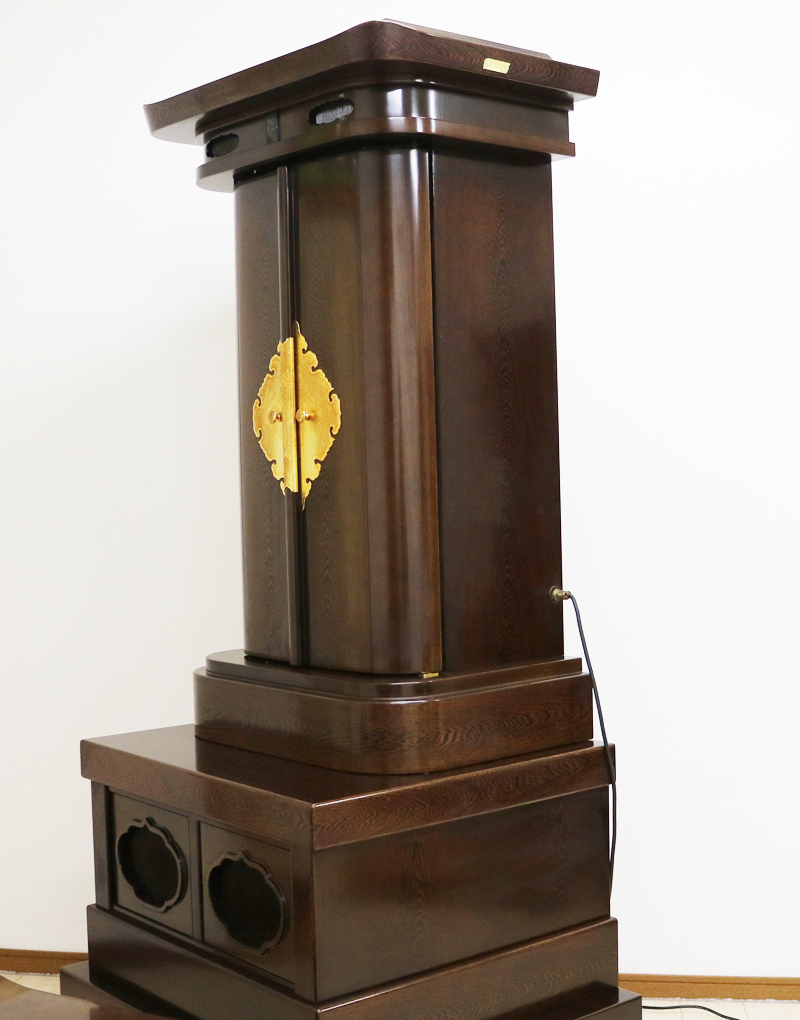 創価学会中古仏壇B591　厨子型仏壇経机付き　和室・洋室・拠点・会場に最適　仏具無し　格安・激安にて最安値にて販売いたします。　創価学会仏壇専門店桜梅桃李.comが販売いたします