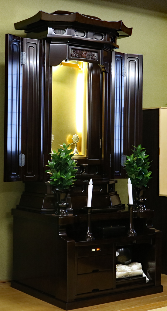 創価学会仏壇専門店桜梅桃李.comより創価学会厨子型中古仏壇N001紫檀全塗装を発売致します。