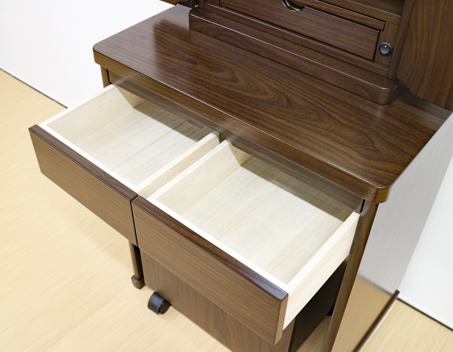 創価学会仏壇専門店桜梅桃李.comより創価学会アクリル厨子カバー付き家具調ナチュラル新品仏壇ルーチェホワイト大戸ウレタン塗装を発売致します。