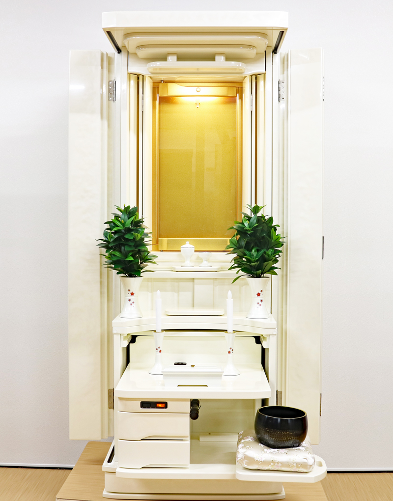 【修縁堂】高品質 シャワーオイル機花水機 仏具 法器法具 創価学会 家具調仏壇 「茜」 パールホワイト 電動&強化ガラス厨子 | 桜