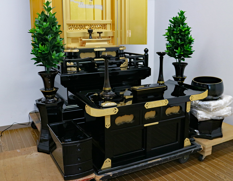 創価学会 伝統型厨子仏壇 「正徳60」 経机30付 特装・常住御本尊様対応